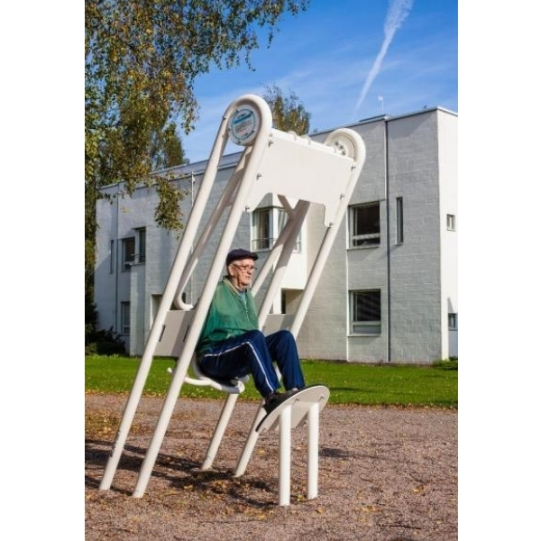 Outdoor Bodyweight Leg Press