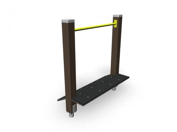 Outdoor Step and Calf Raise