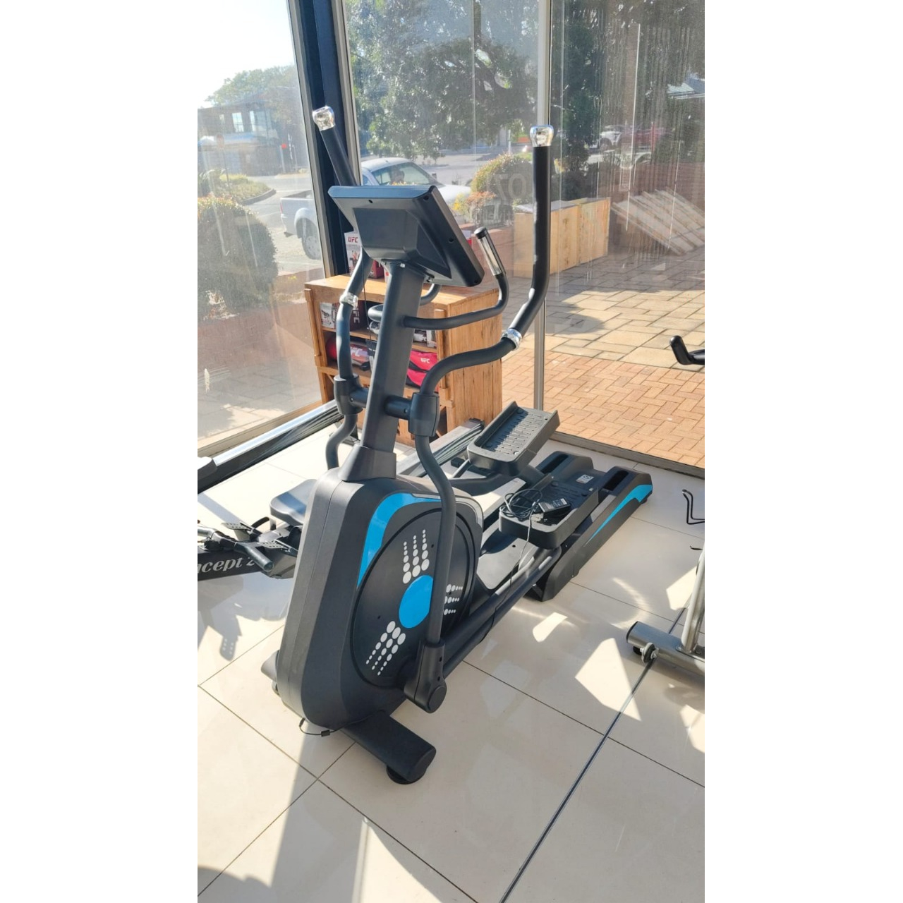 Pre Loved TZ Touch Screen Elliptical